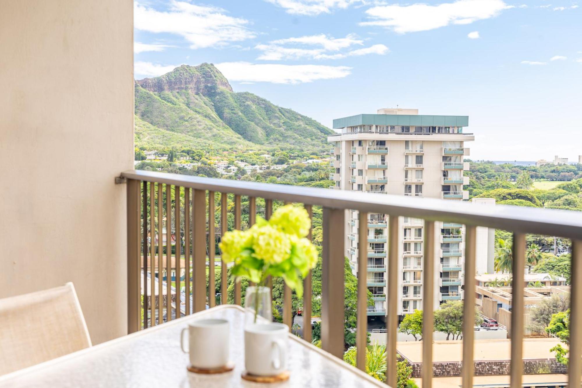 Апартаменты Cozy & Diamond Head View At Waikiki With Parking Гонолулу Экстерьер фото